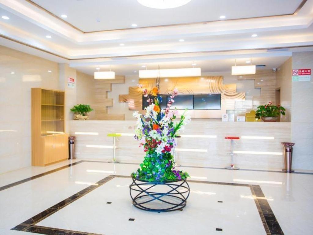 Greentree Inn Suzhou Guanqian Yangyuxiang Metro Station Business Hotel מראה חיצוני תמונה